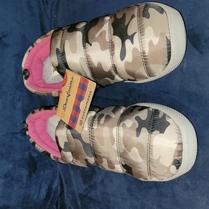 New Dearfoam Camouflage slippers M,L,XL